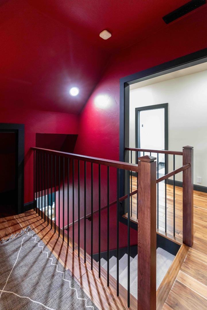 135 Johnson AVE