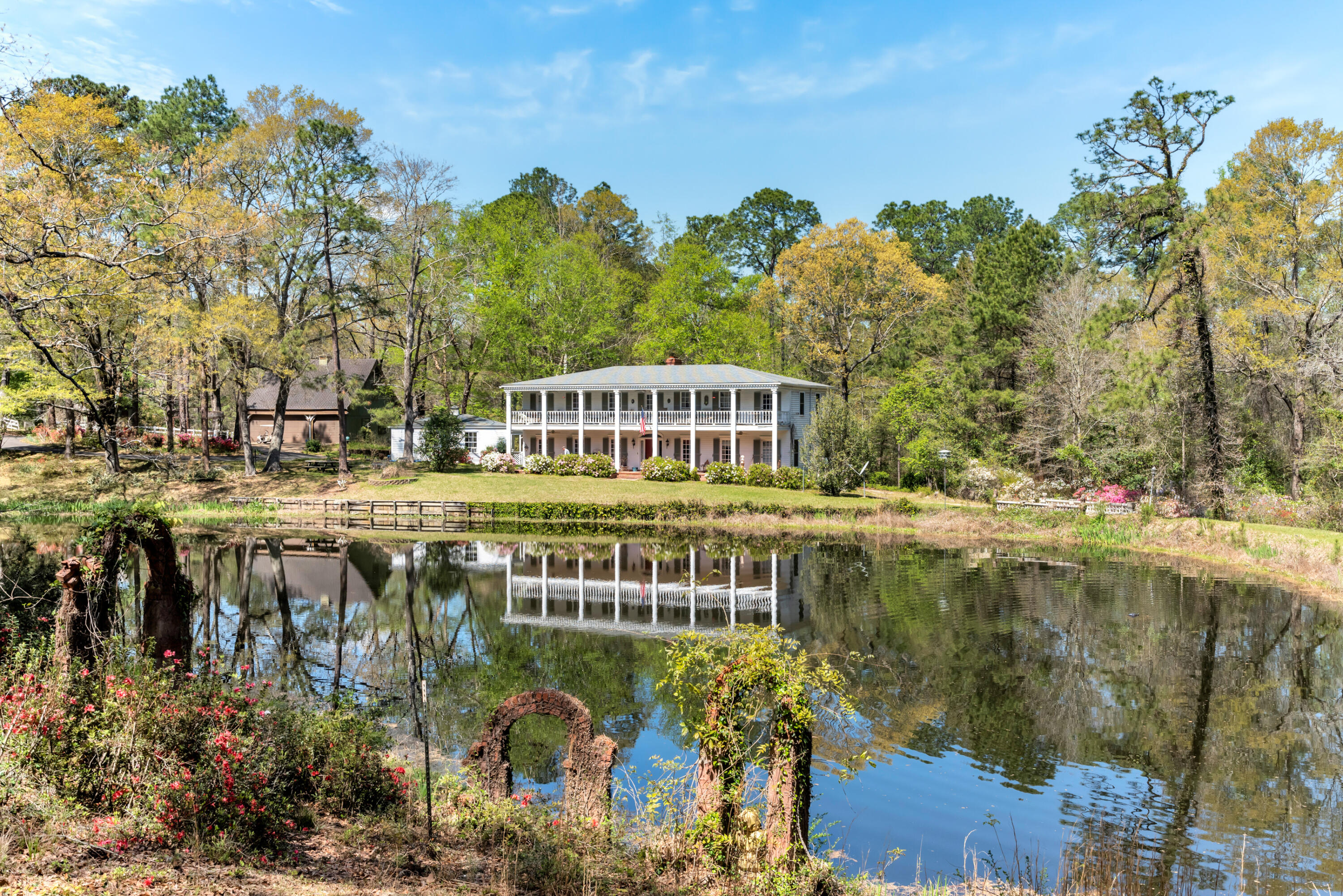 1223 W Wire Road West