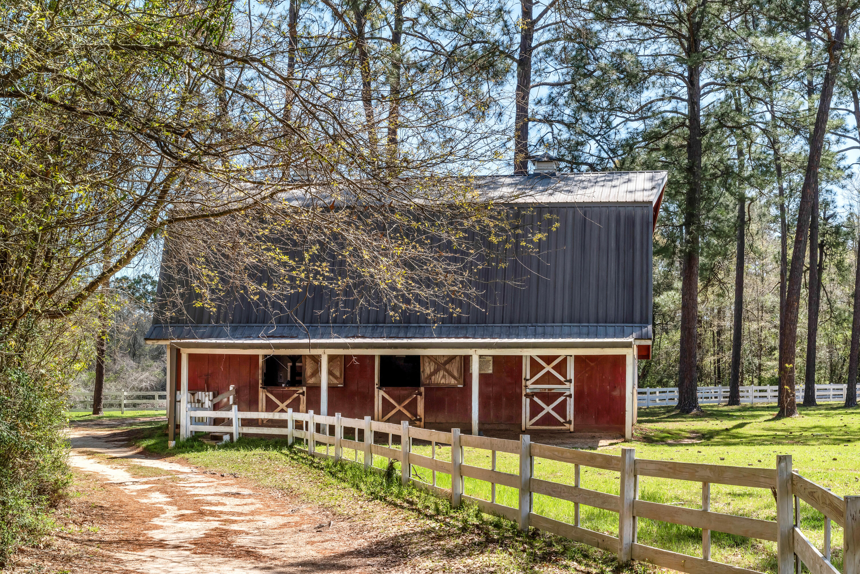 1223 W Wire Road West