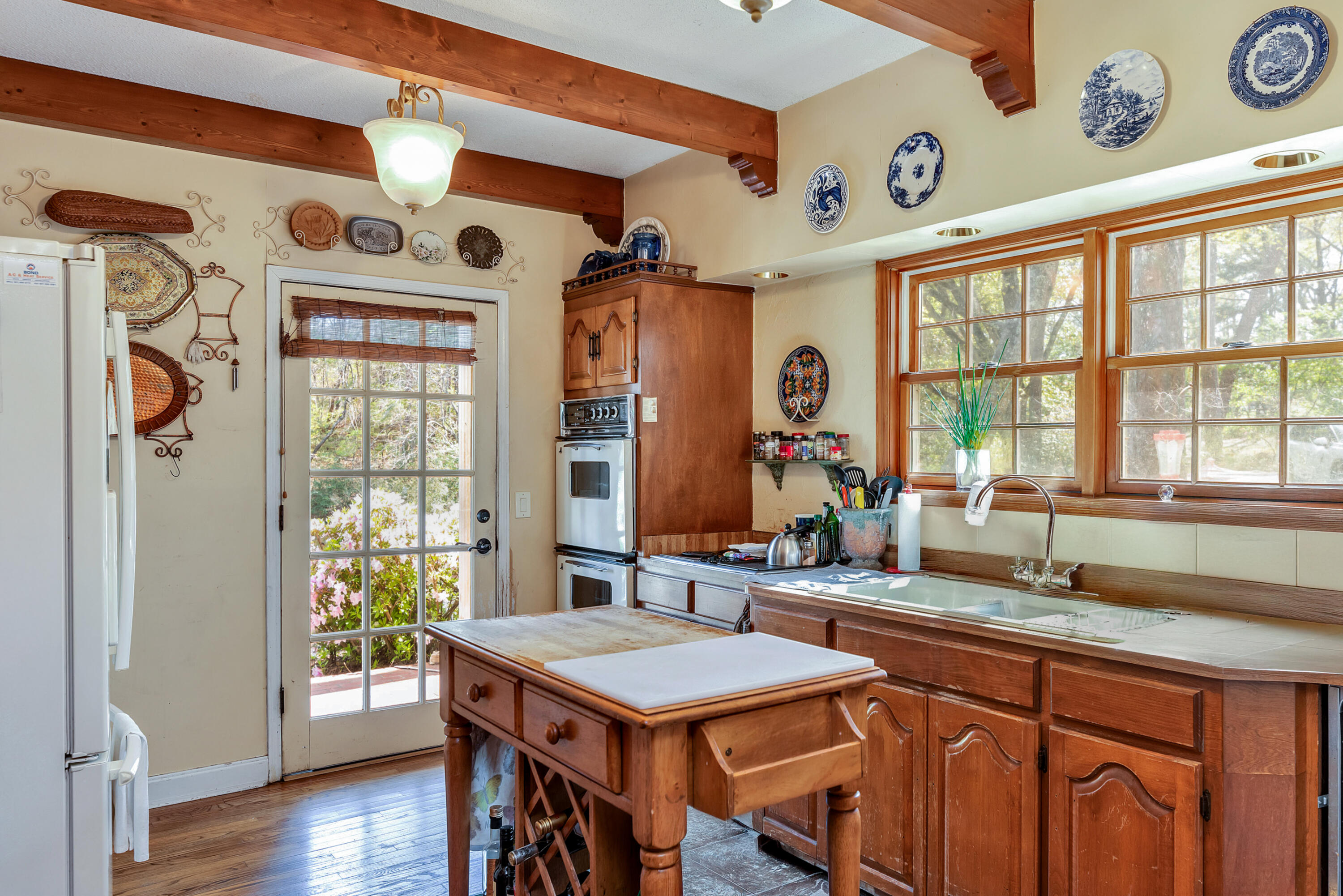 1223 W Wire Road West