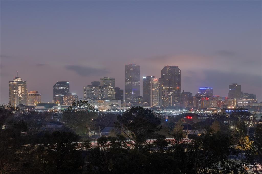 900 BARTHOLOMEW Street 418