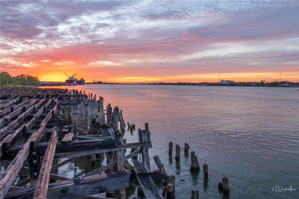 900 BARTHOLOMEW Street 418