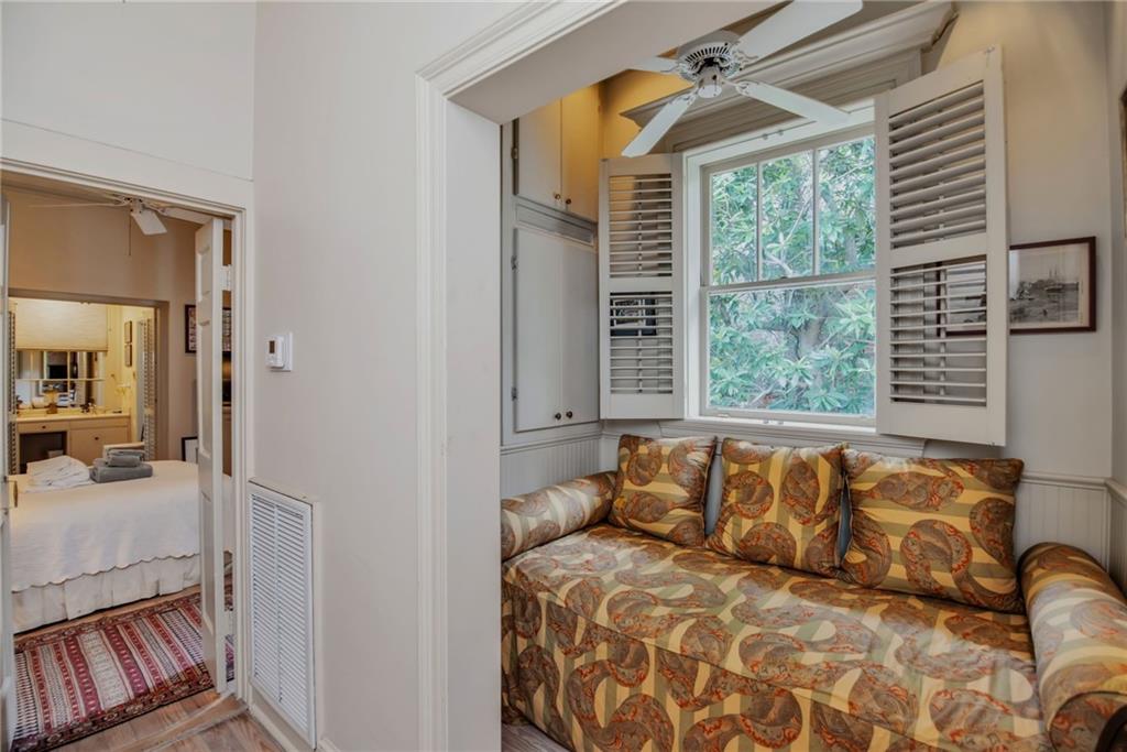 625 DUMAINE ST Street