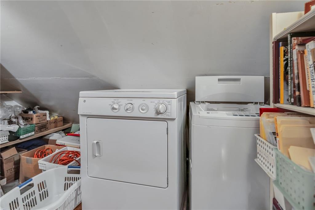 625 DUMAINE ST Street