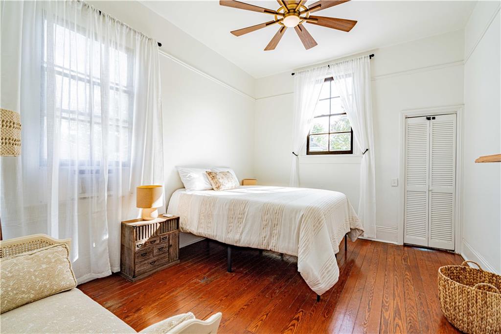 1325 SIXTH Street 1325