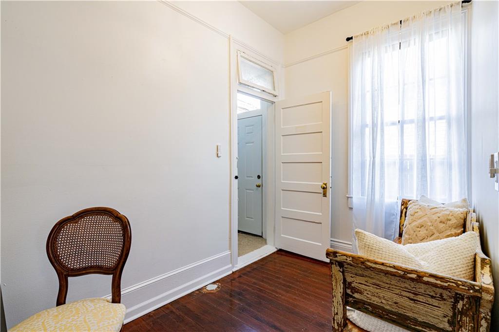 1325 SIXTH Street 1325