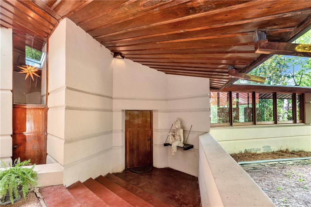 306 GLENWAY Drive