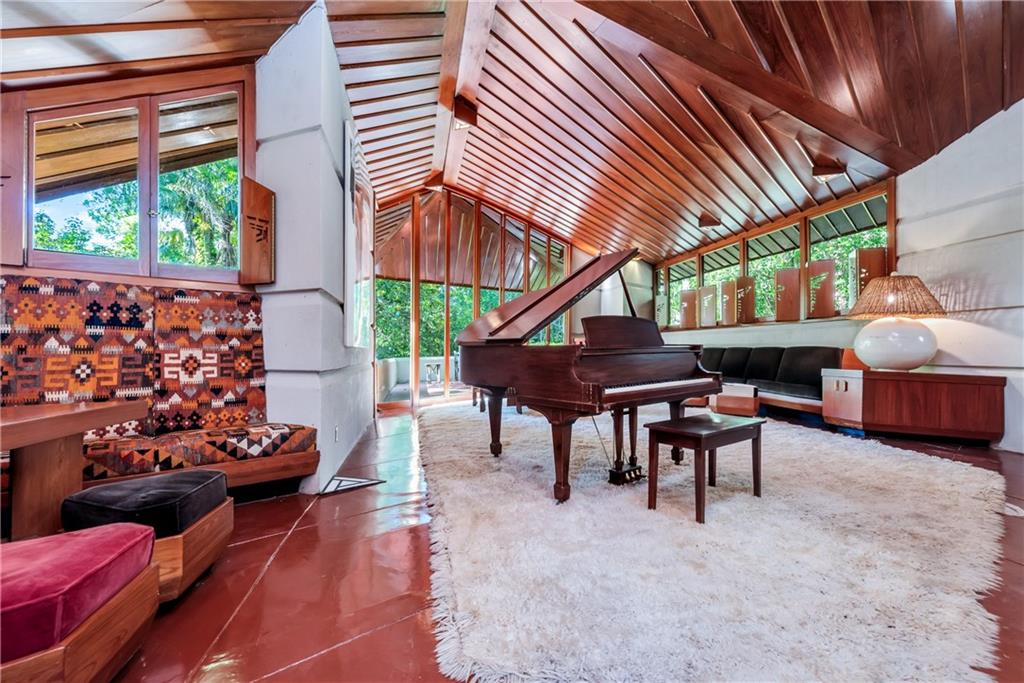 306 GLENWAY Drive