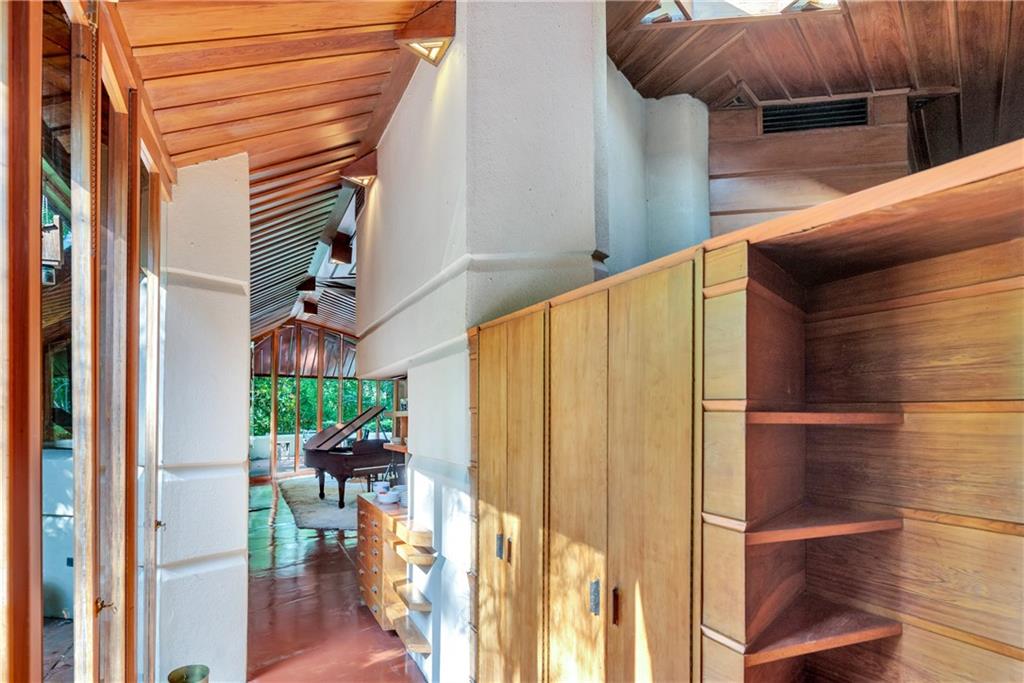 306 GLENWAY Drive