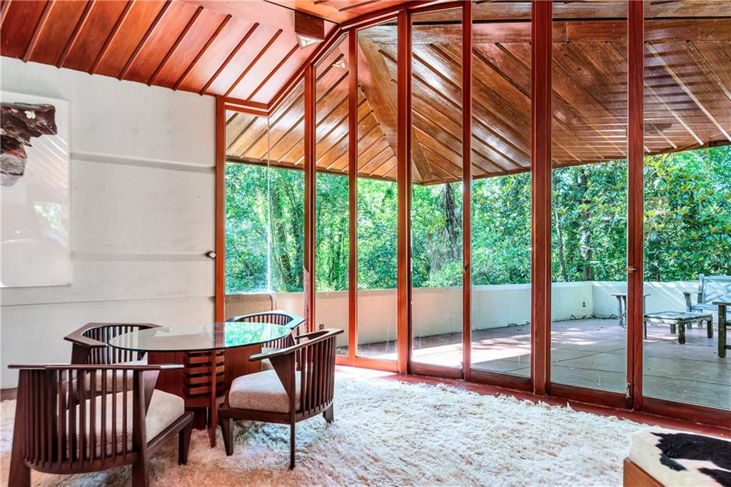 306 GLENWAY Drive