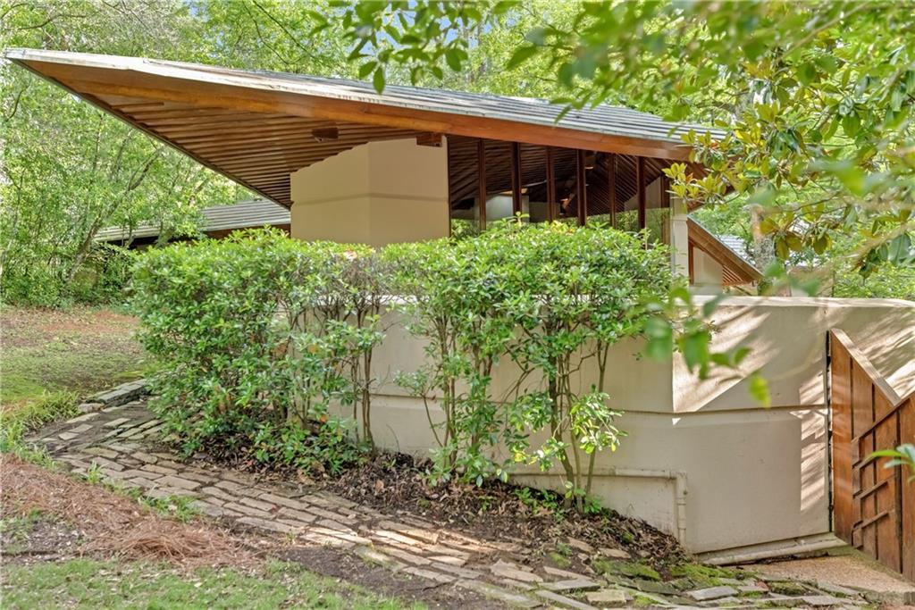 306 GLENWAY Drive