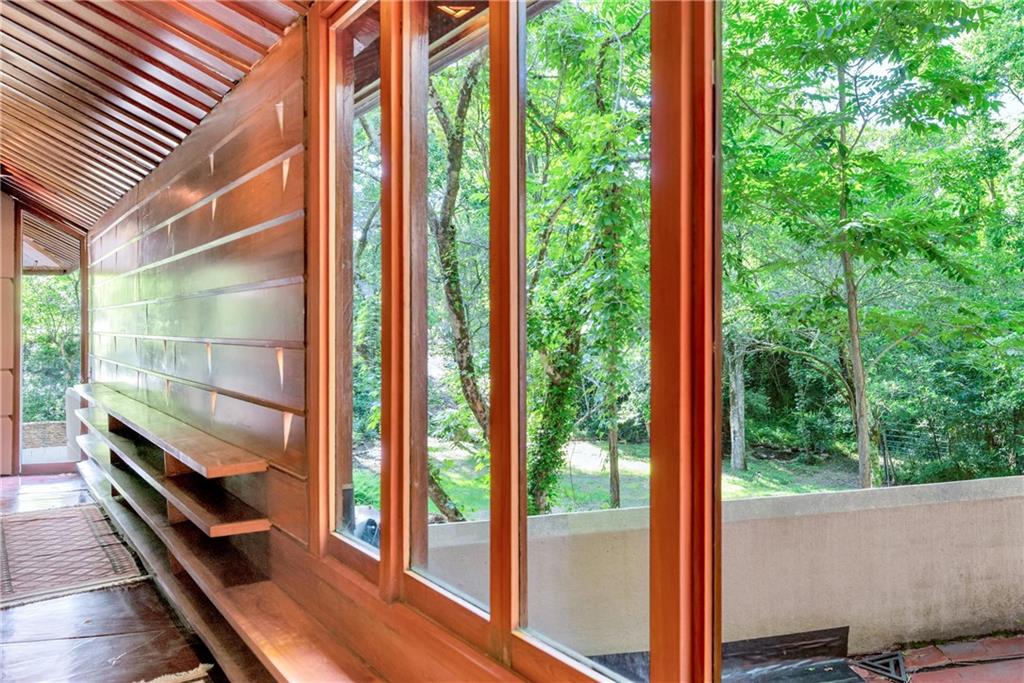 306 GLENWAY Drive