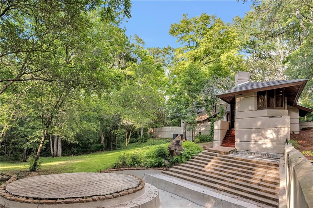 306 GLENWAY Drive
