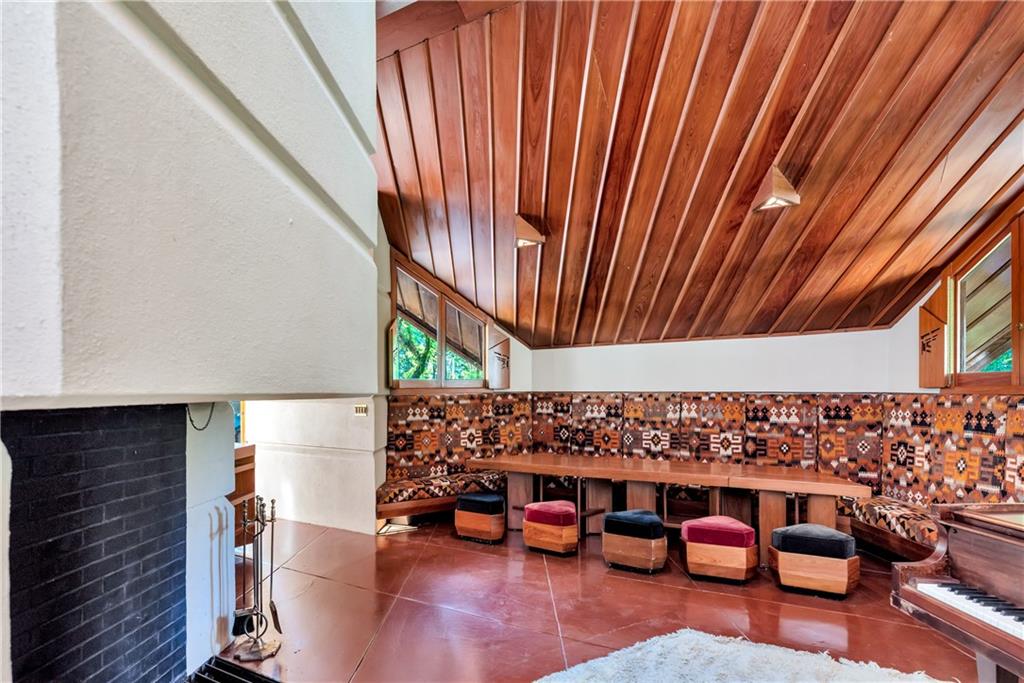306 GLENWAY Drive
