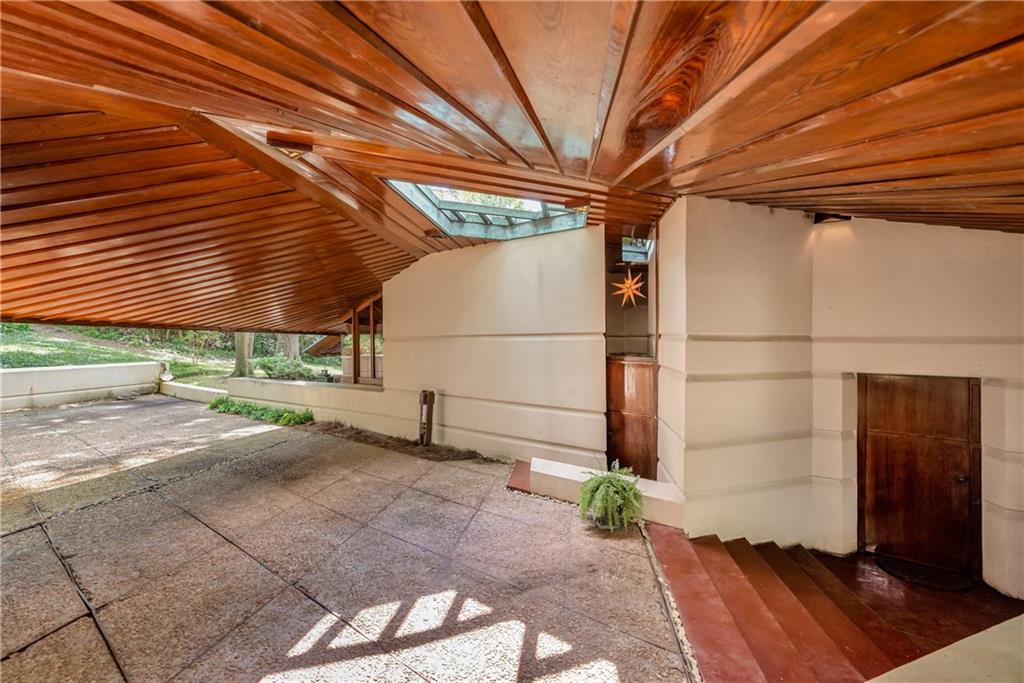 306 GLENWAY Drive