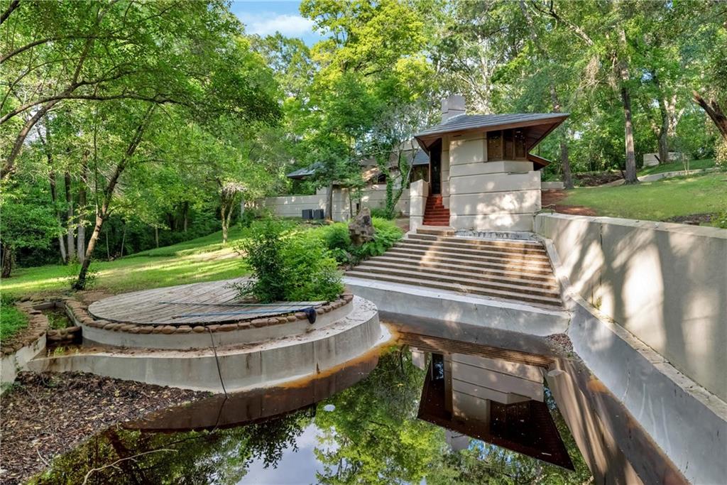 306 GLENWAY Drive