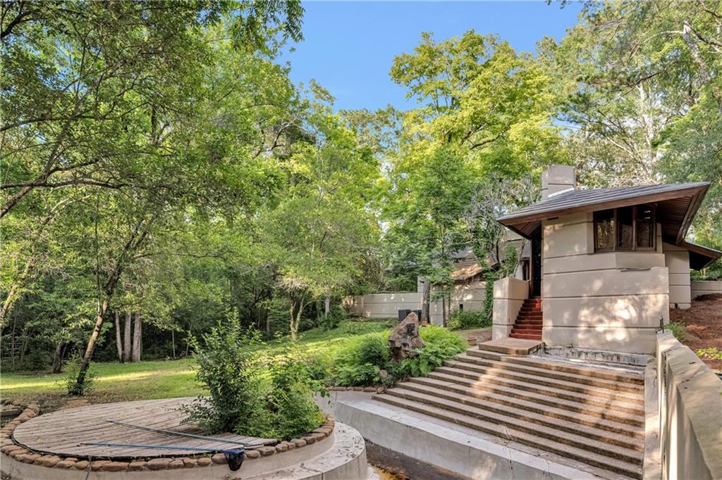 306 GLENWAY Drive