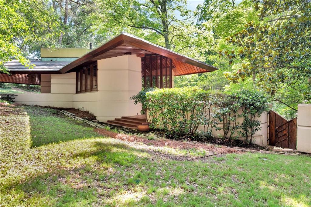 306 GLENWAY Drive