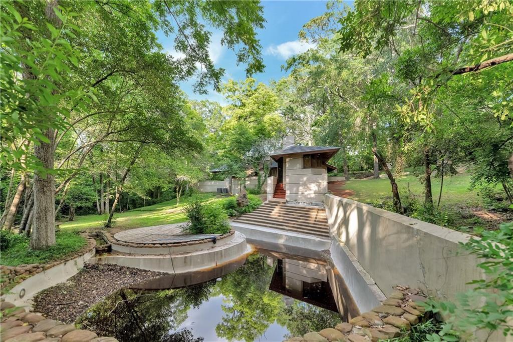 306 GLENWAY Drive