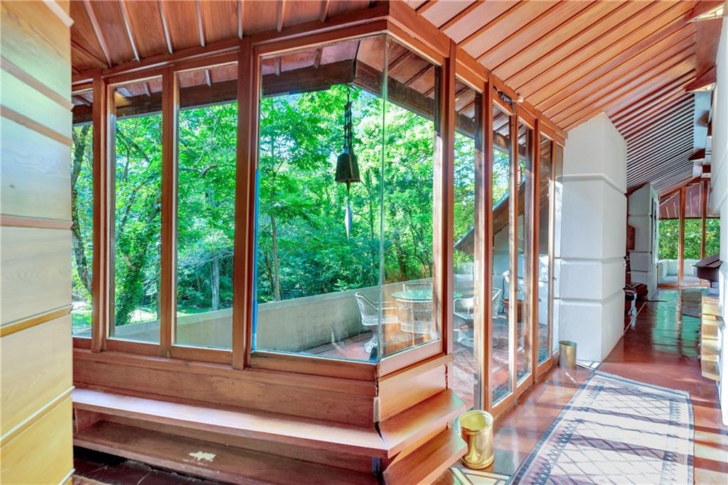 306 GLENWAY Drive