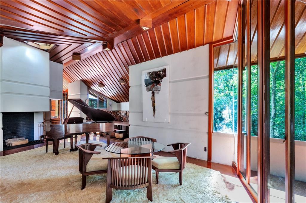 306 GLENWAY Drive