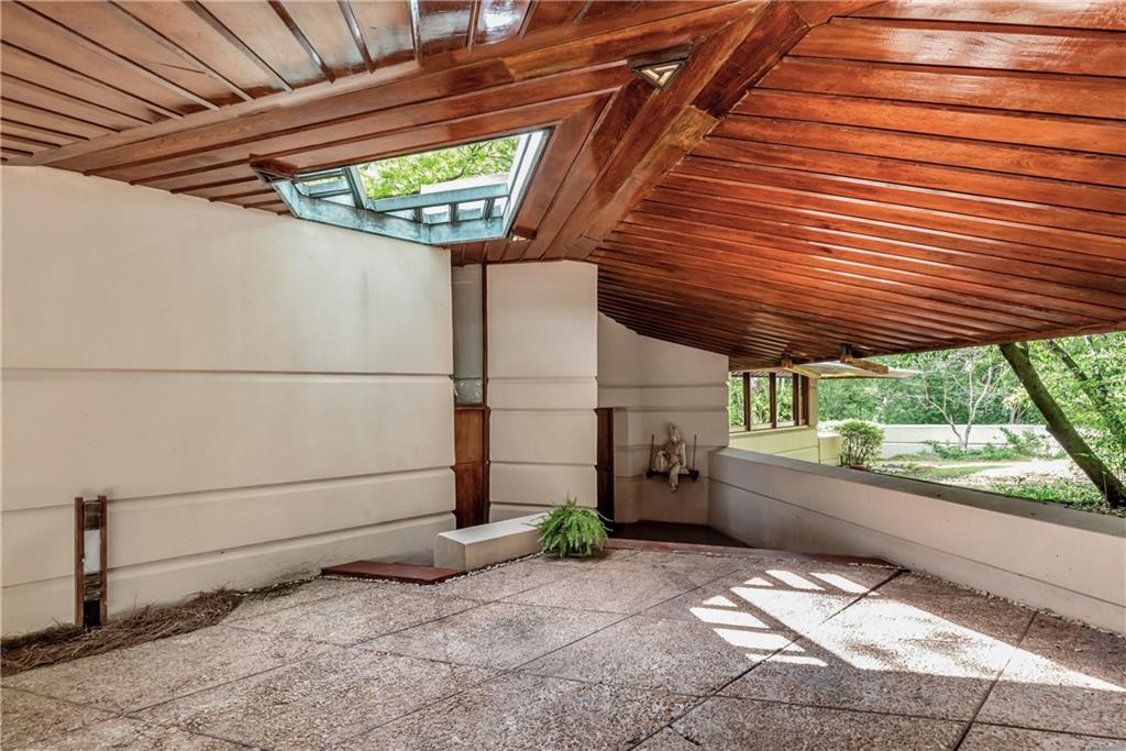 306 GLENWAY Drive