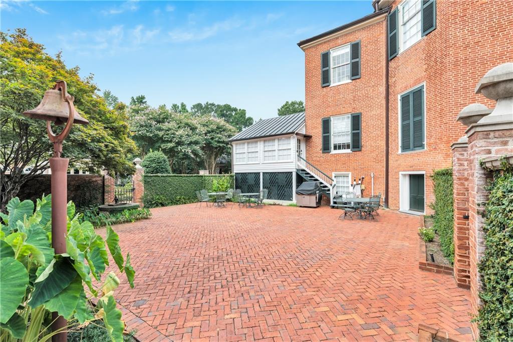 201 LOWER WOODVILLE Road
