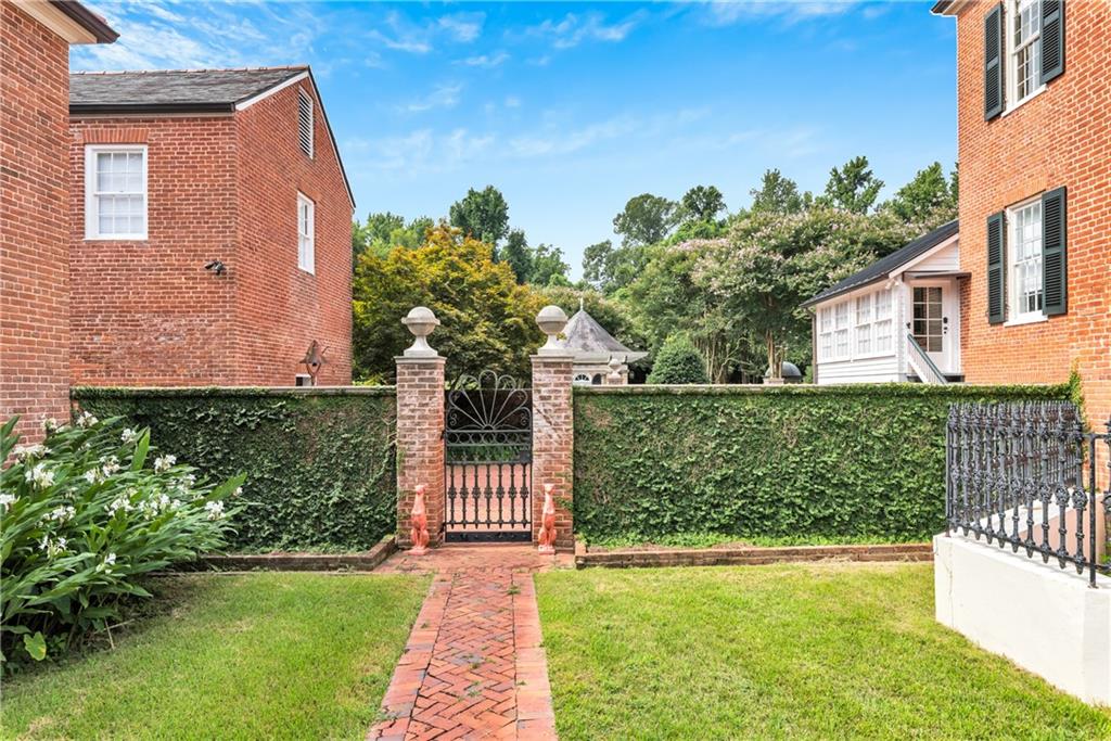 201 LOWER WOODVILLE Road