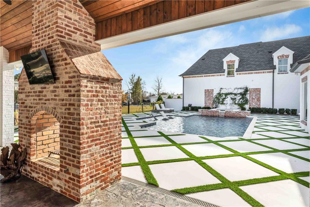 282 RALPH RAWLS Road