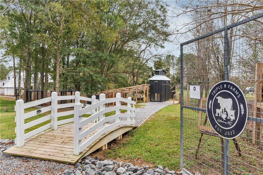 282 RALPH RAWLS Road