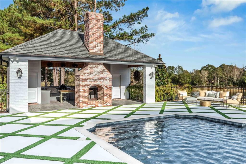 282 RALPH RAWLS Road