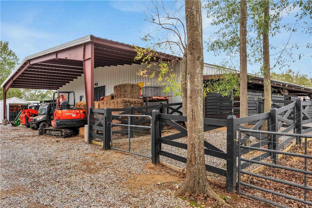 282 RALPH RAWLS Road