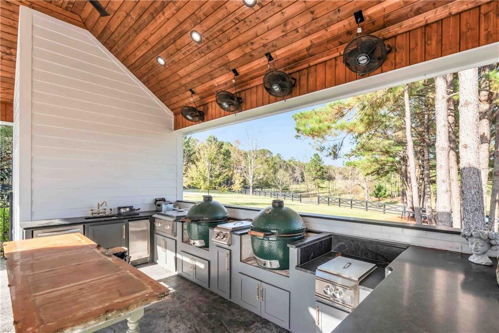 282 RALPH RAWLS Road