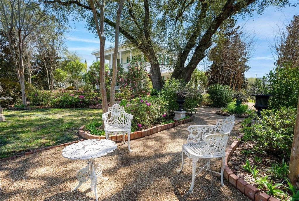 17523 HWY 418 Highway