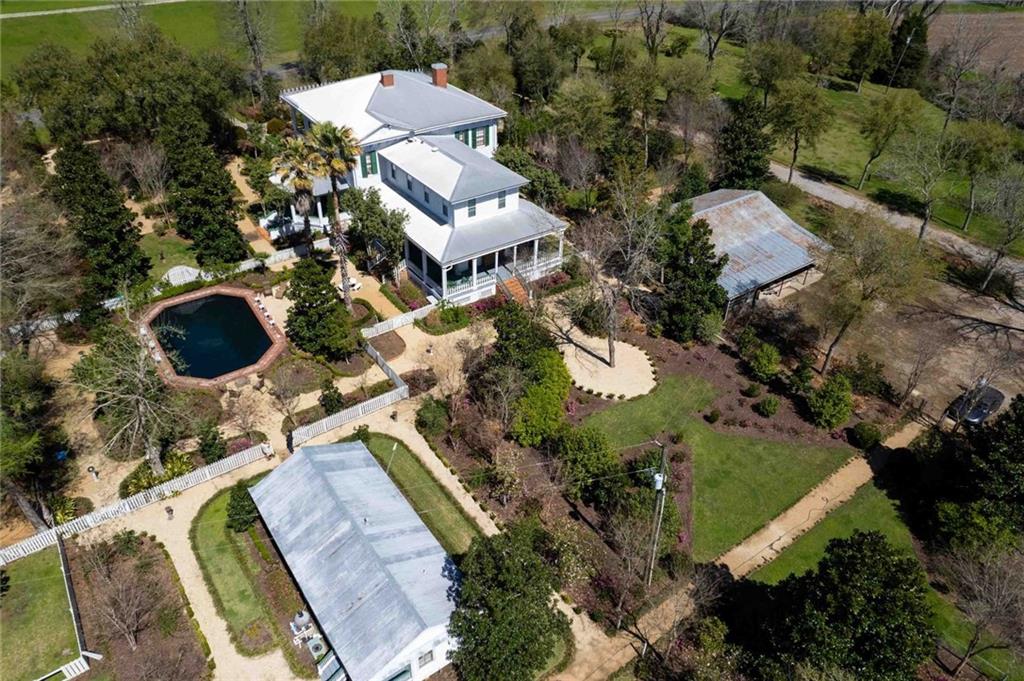 17523 HWY 418 Highway