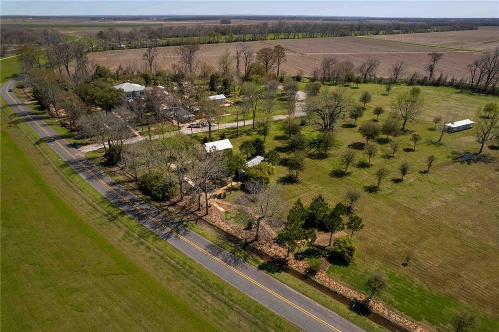 17523 HWY 418 Highway