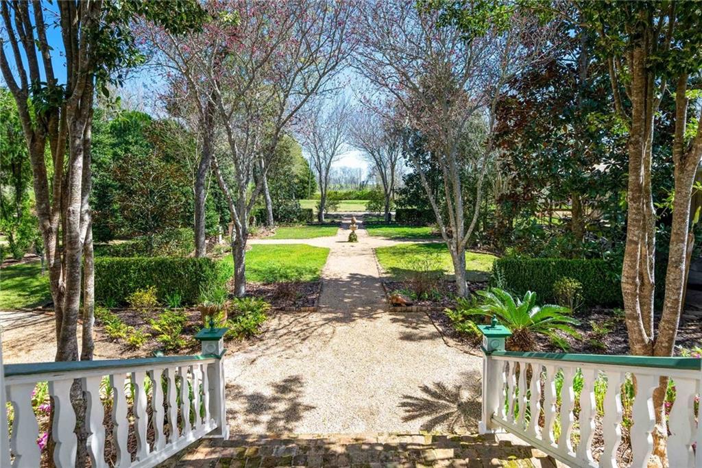 17523 HWY 418 Highway