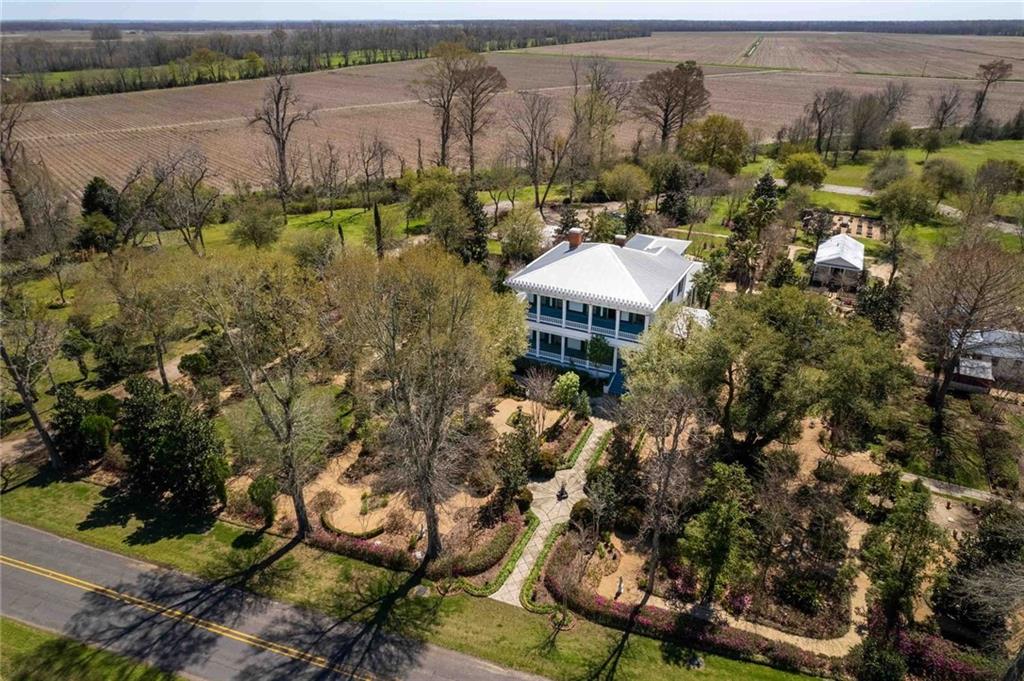 17523 HWY 418 Highway