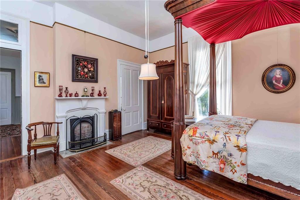 305 S BROADWAY Street