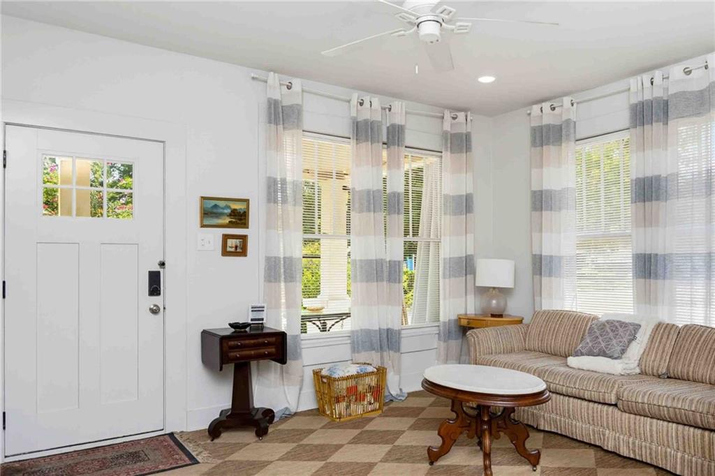 141 W 5TH Street