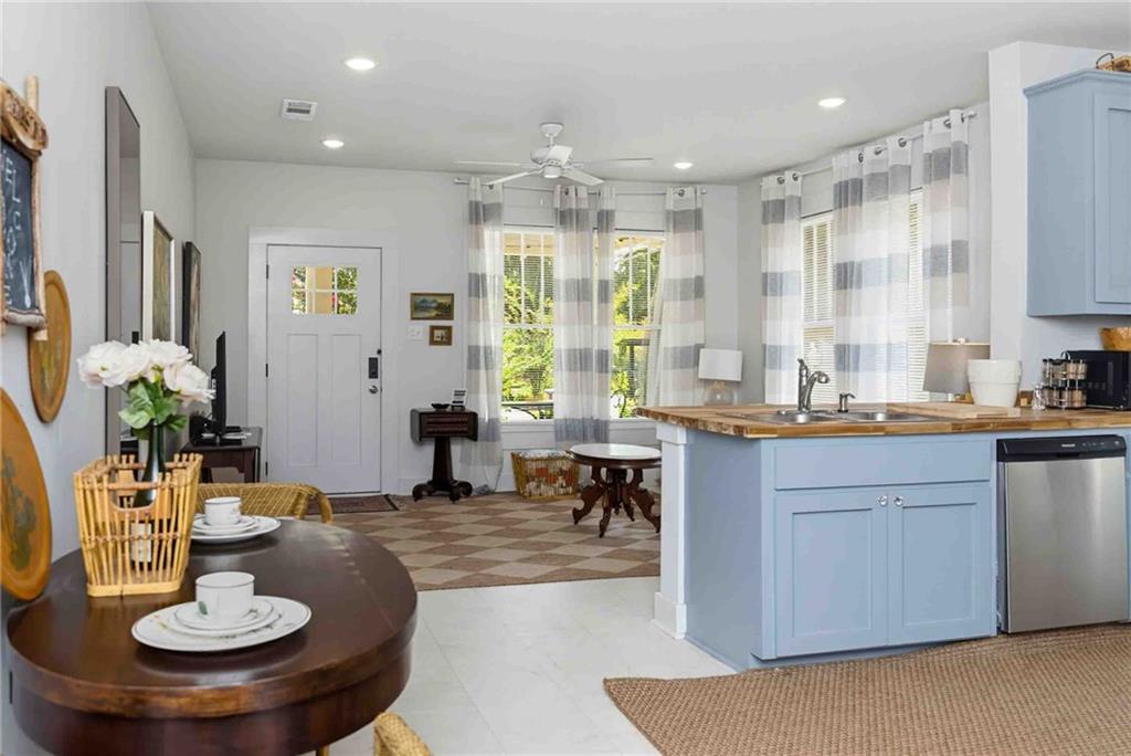 141 W 5TH Street