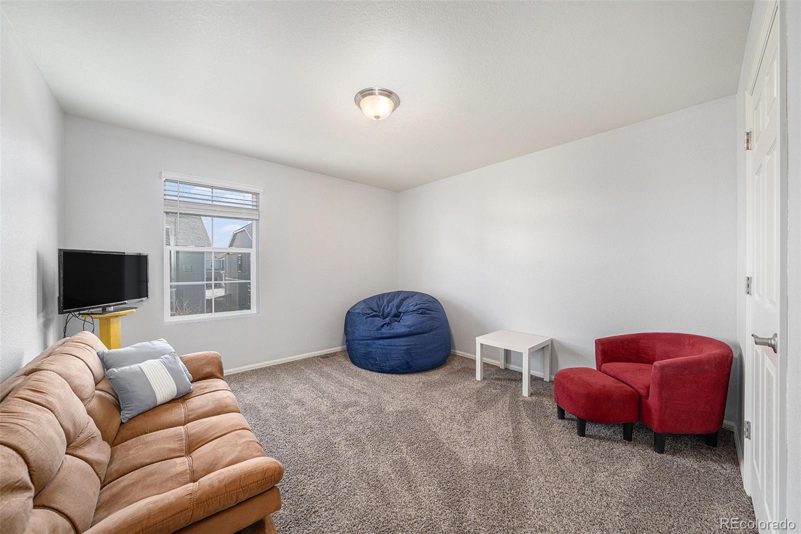 1819 Hydrangea Drive