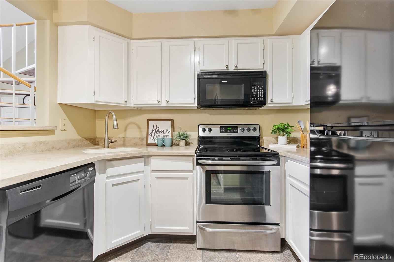 6711 S Ivy Way Unit: B7