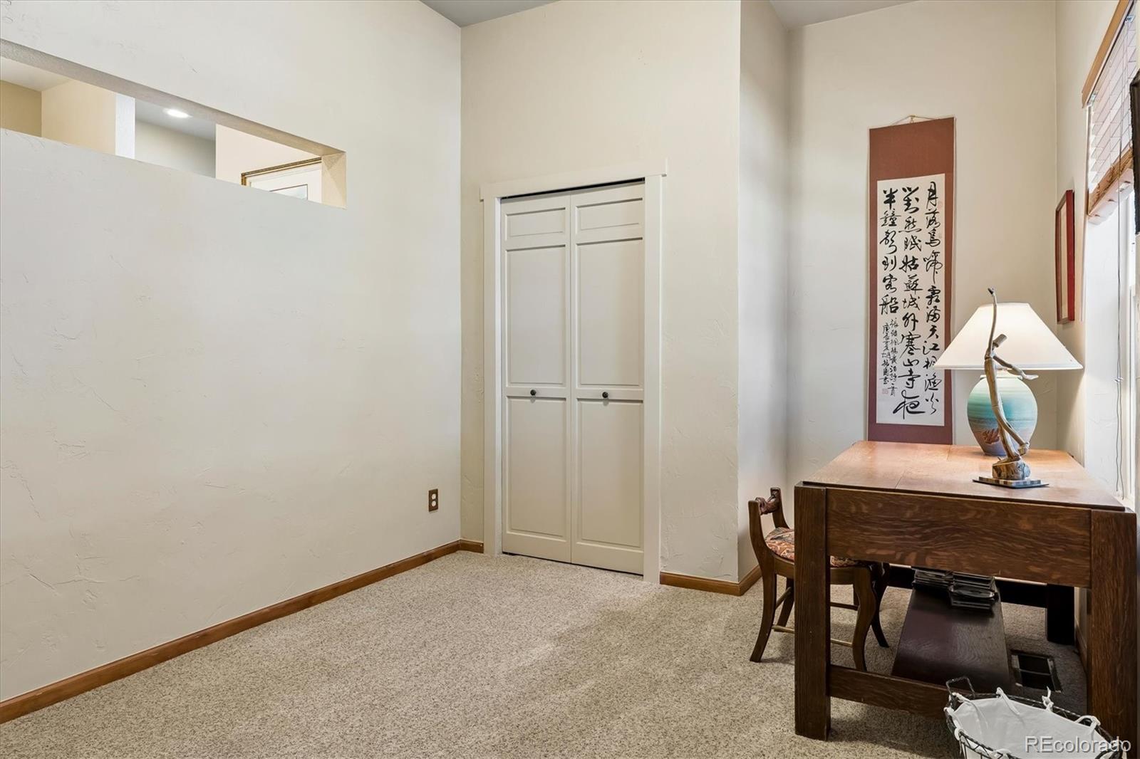 46527 Sunset View Way