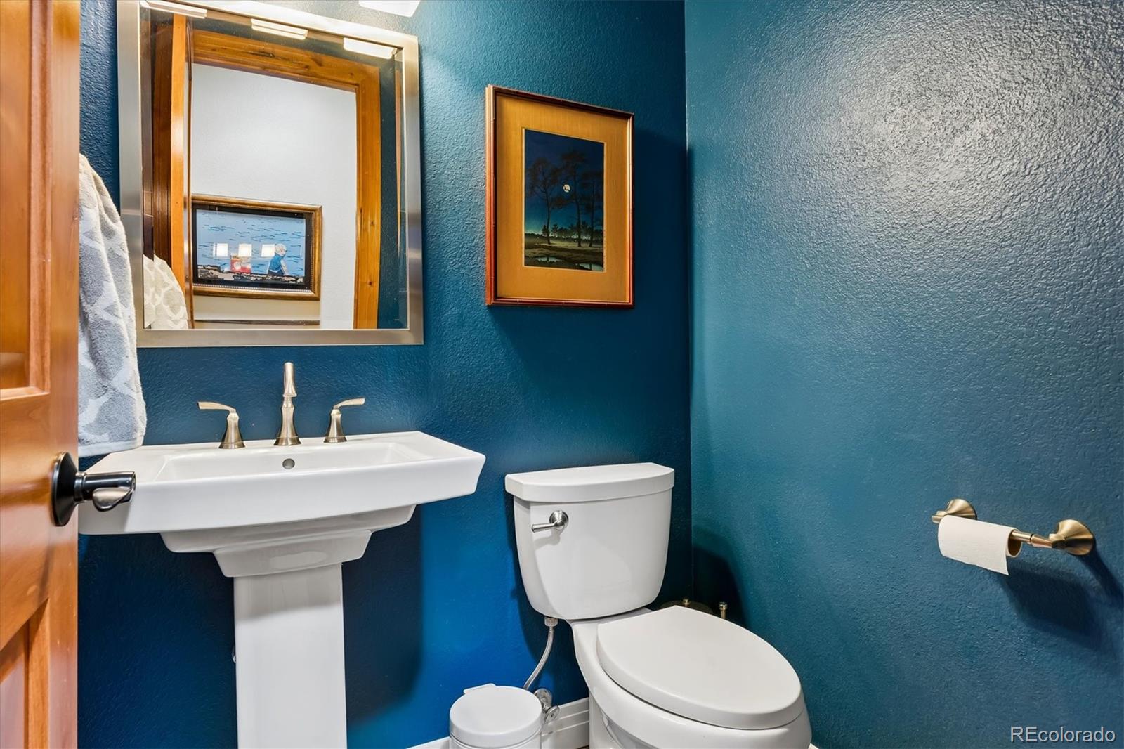 46527 Sunset View Way