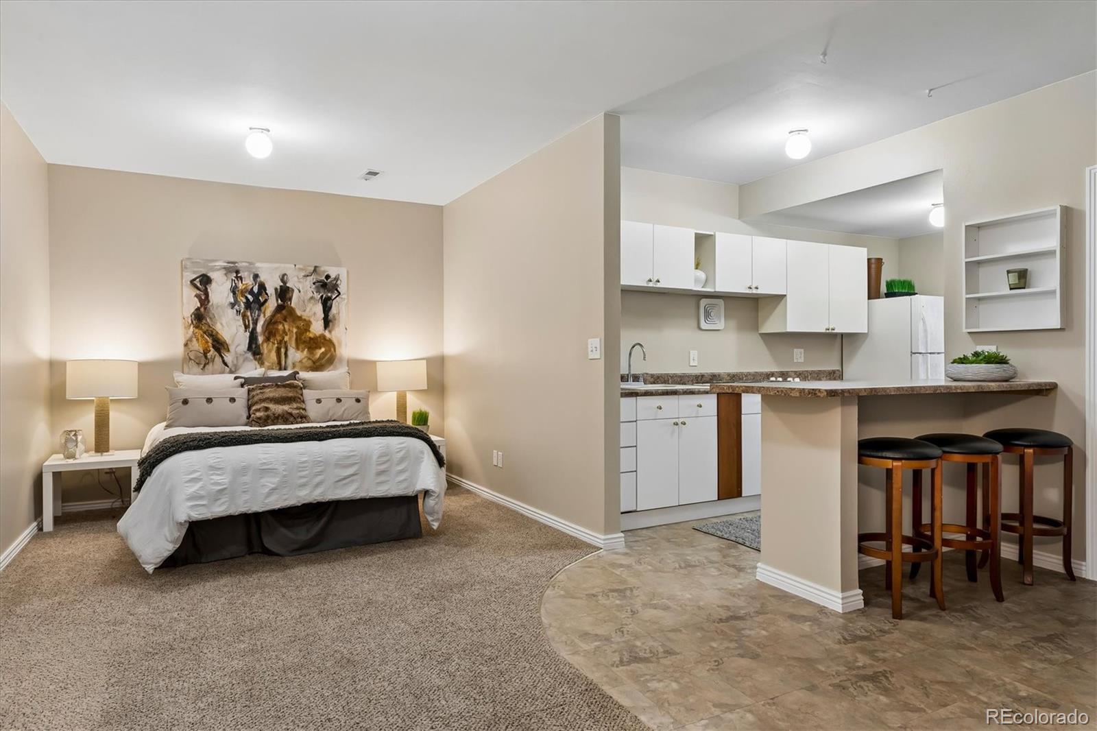 46527 Sunset View Way