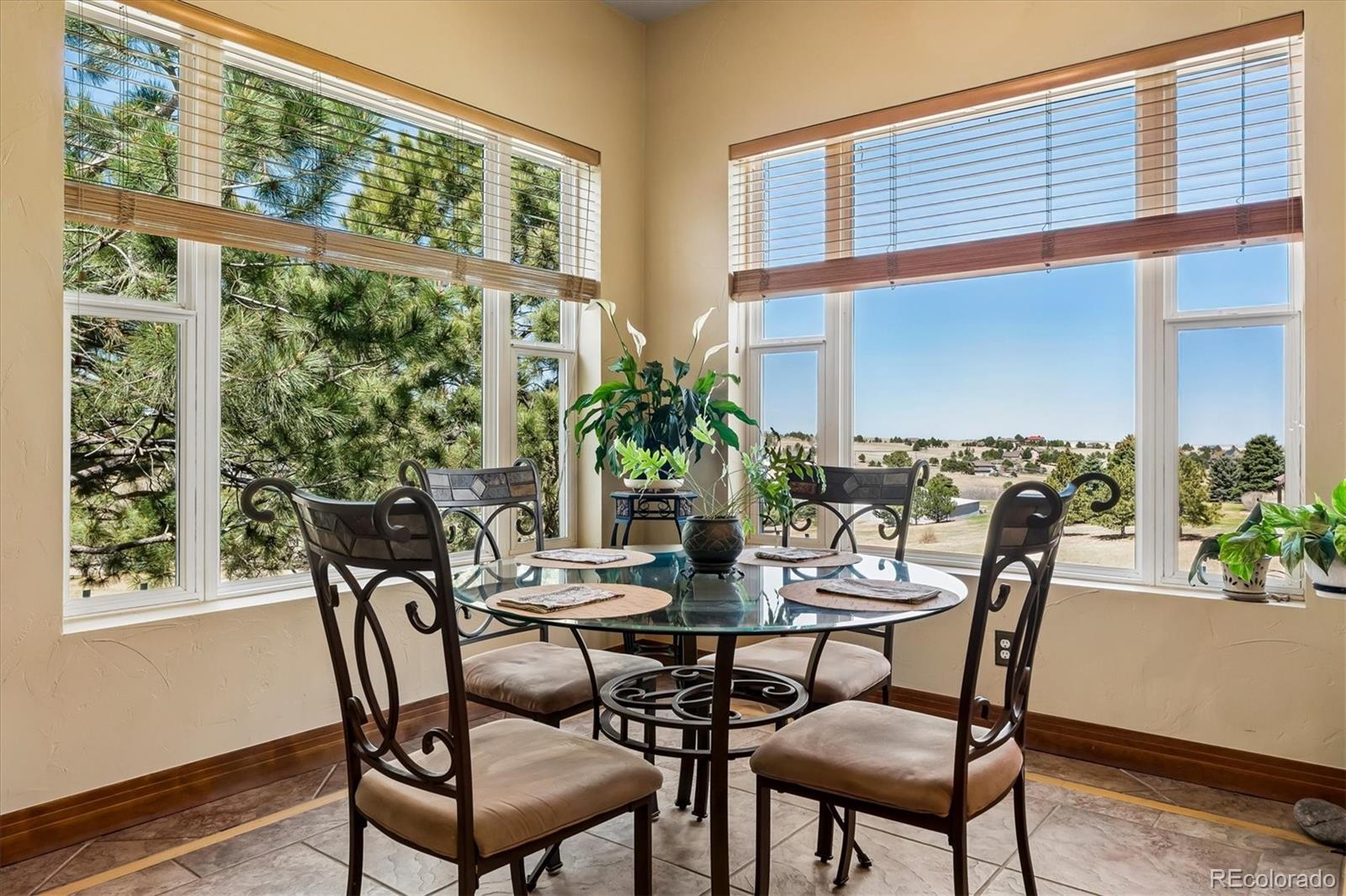 46527 Sunset View Way