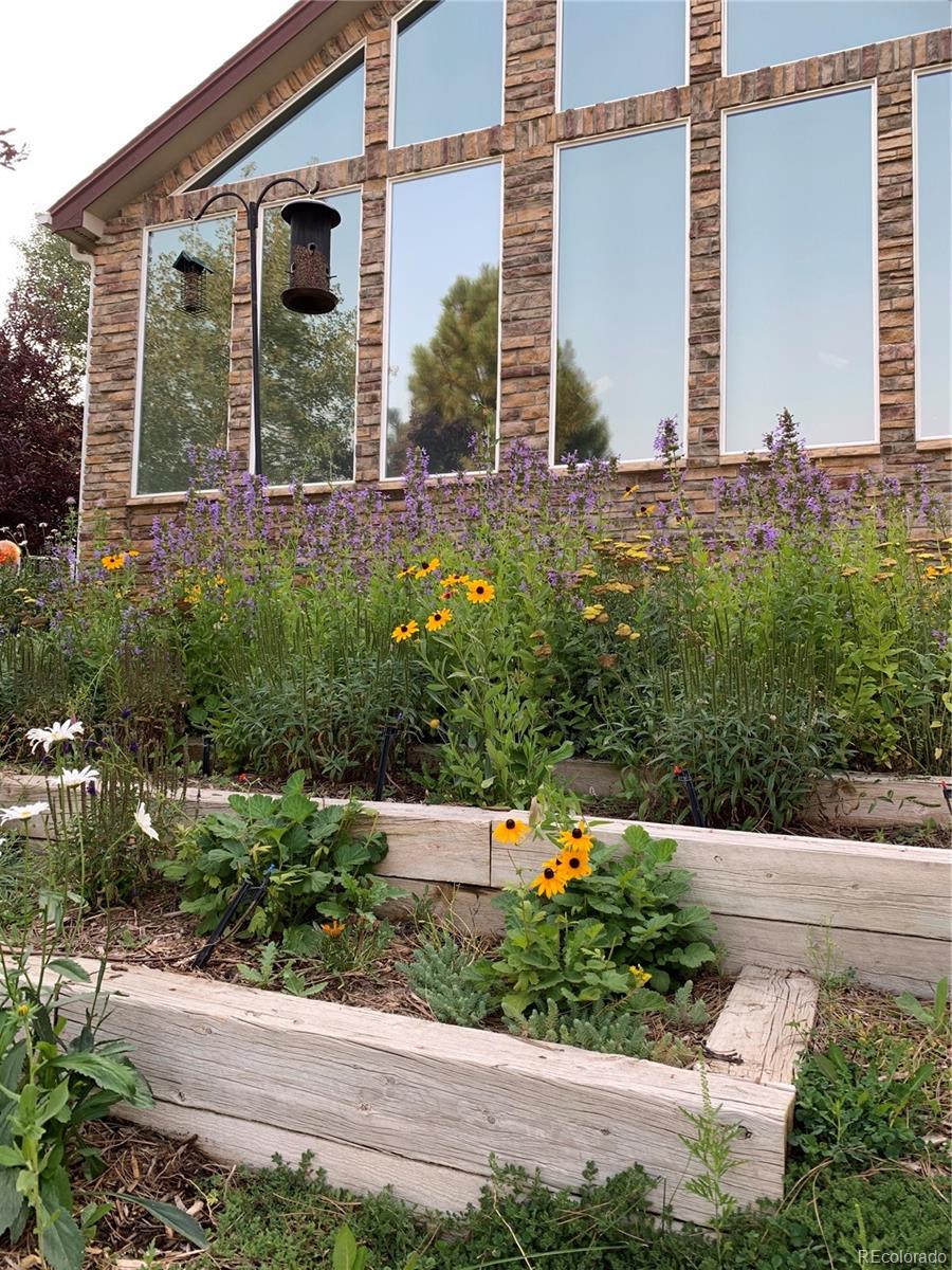 46527 Sunset View Way