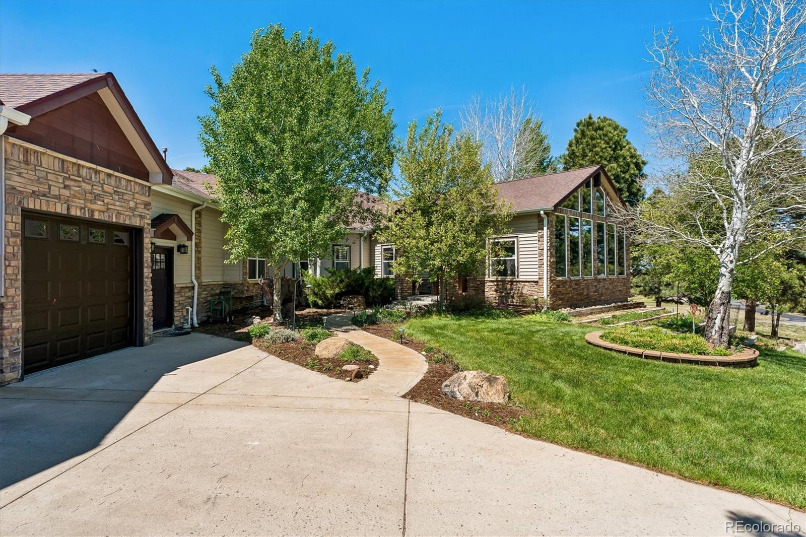 46527 Sunset View Way