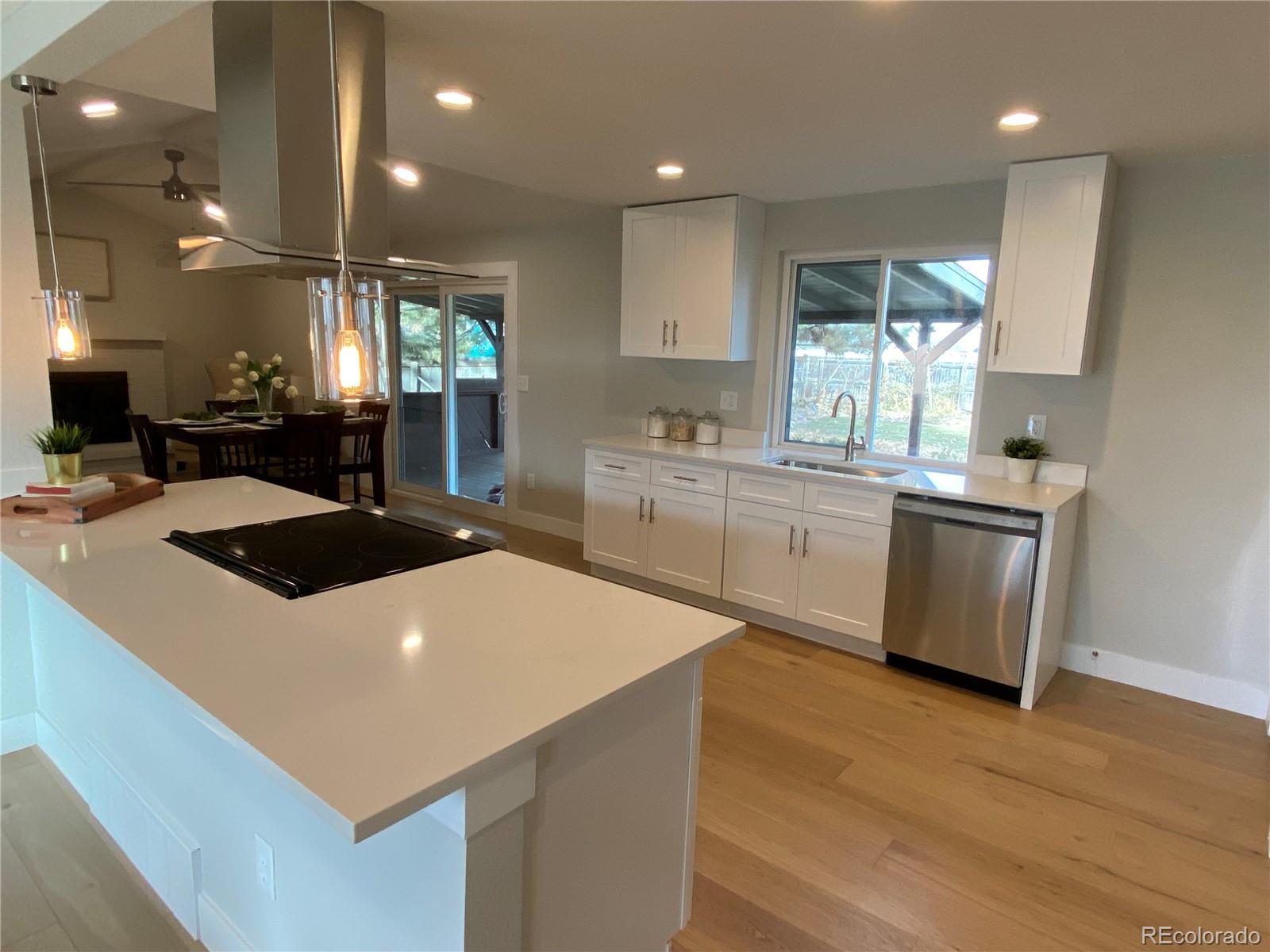 3176 S Emporia Court